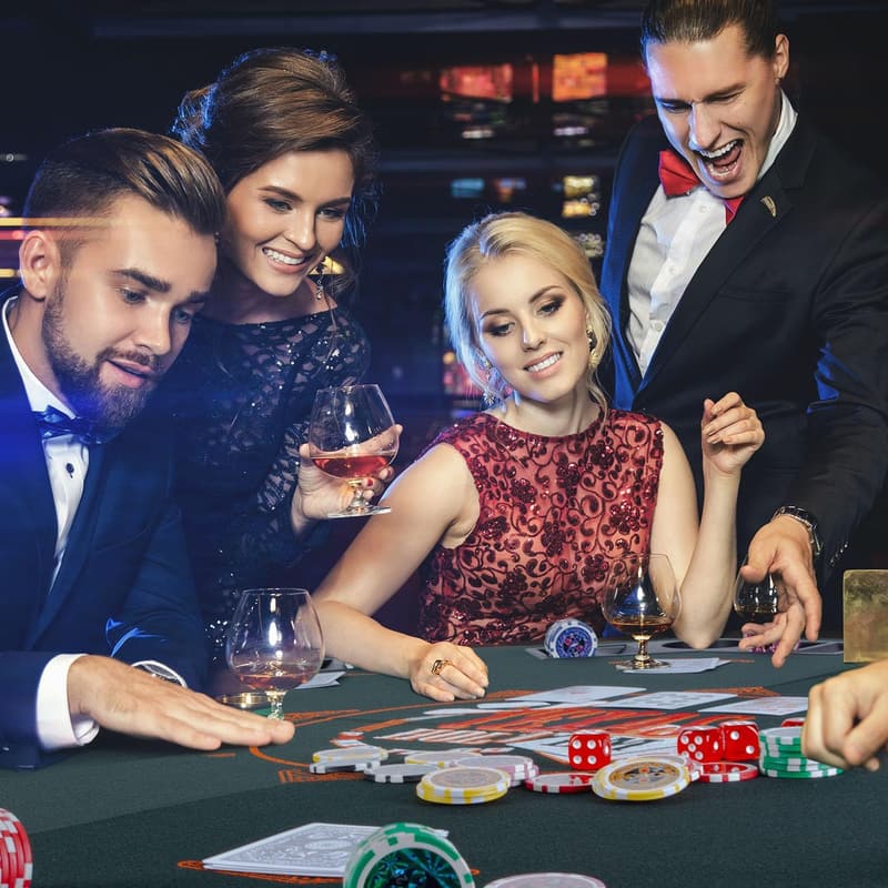 Profi Pokerkoffer mit 500 Metallkern-Chips und Zubehör