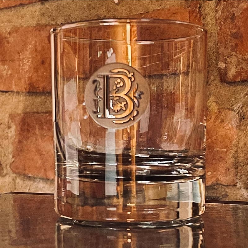 Personalisierte Whiskygläser mit Monogrammgravur für Männer