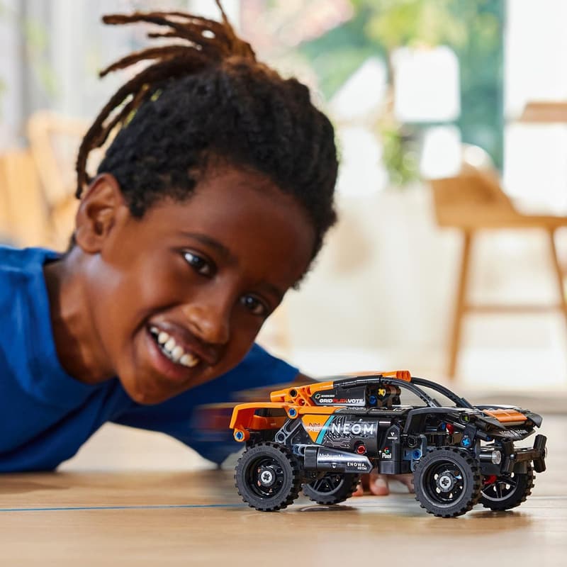 LEGO Technic McLaren Extreme E - Baubares Rennwagen-Set für Kinder ab 7 Jahren
