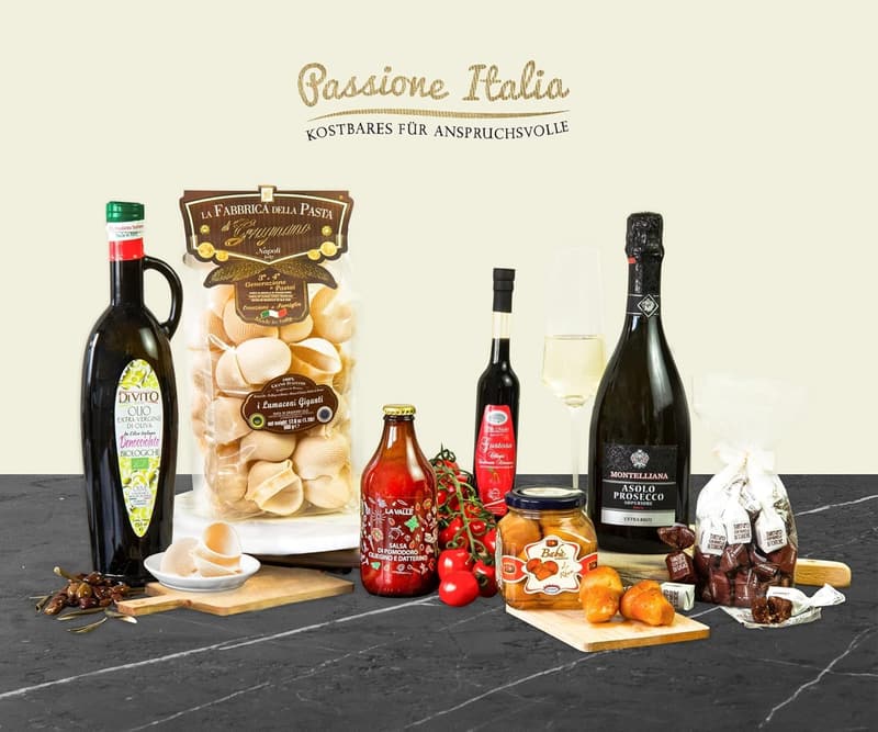 Italienischer Feinkost Geschenkkorb mit Prosecco und Spezialitäten