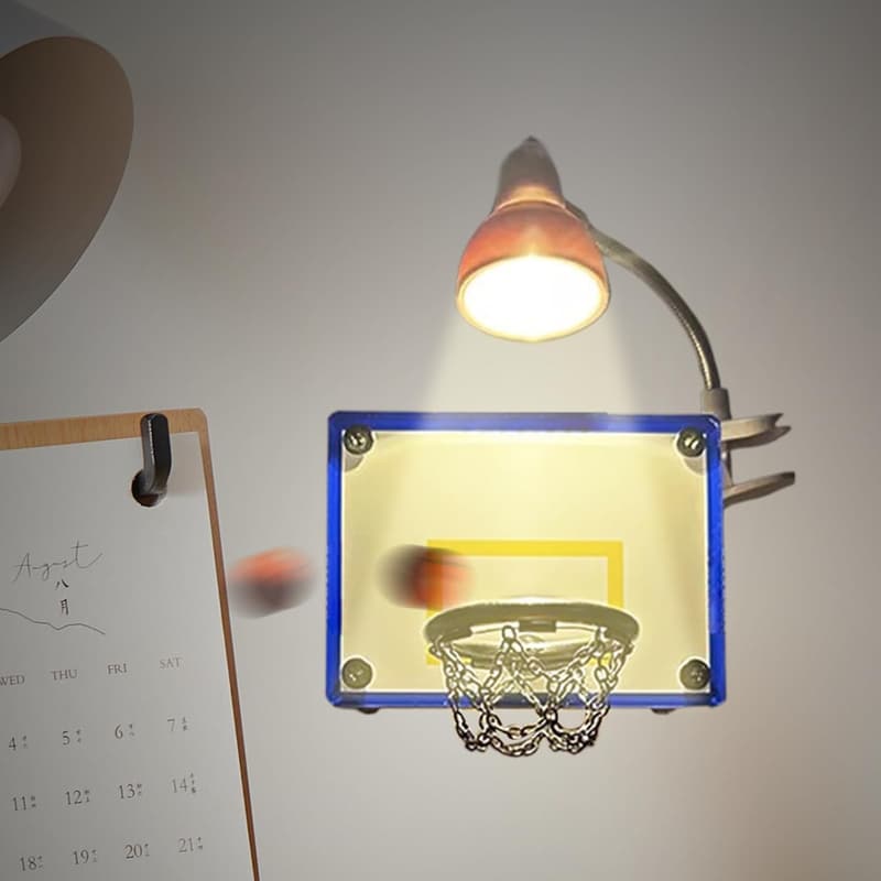 Beleuchtungsset für Basketballkorb mit 5 Bällen – Sportliche Wanddekoration