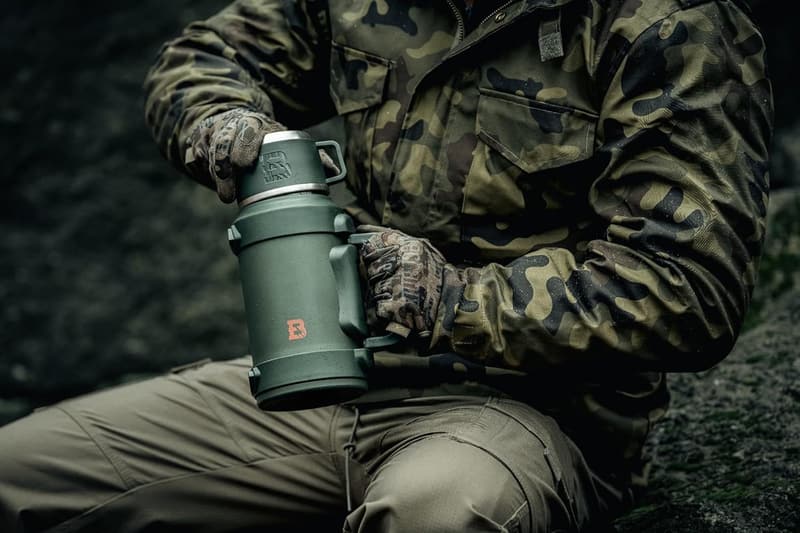 Badger 1,3L Edelstahl Thermoskanne mit Tee-Sieb, olive grün
