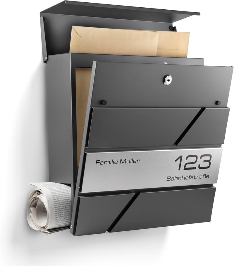 Moderner Briefkasten mit Zeitungsfach – personalisiert mit Edelstahl Namensschild und Hausnummer