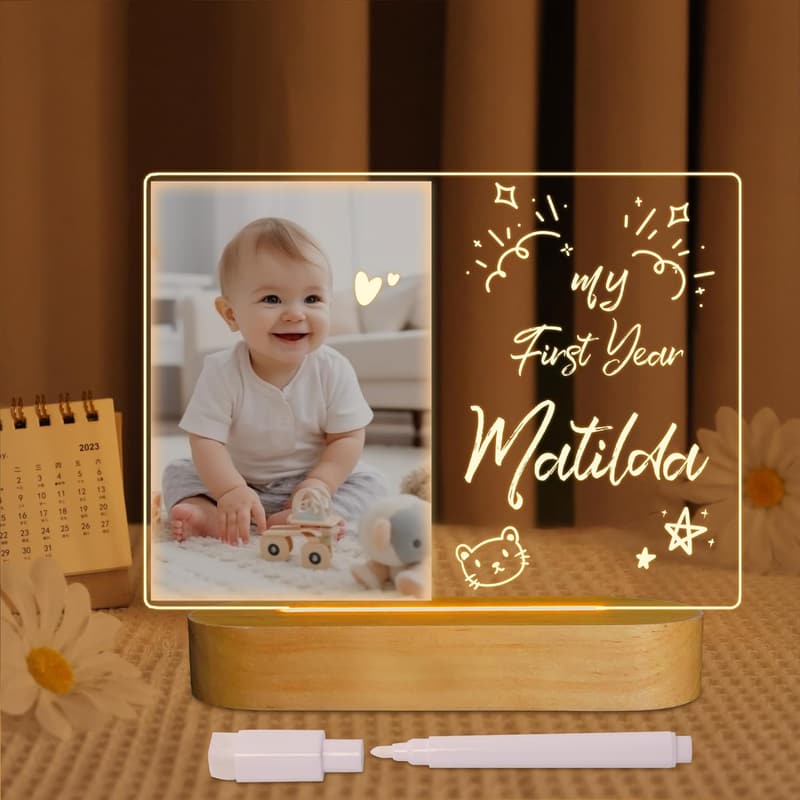 Personalisierte LED Notiztafel für Kinder – Abwischbare Lampe mit Stift