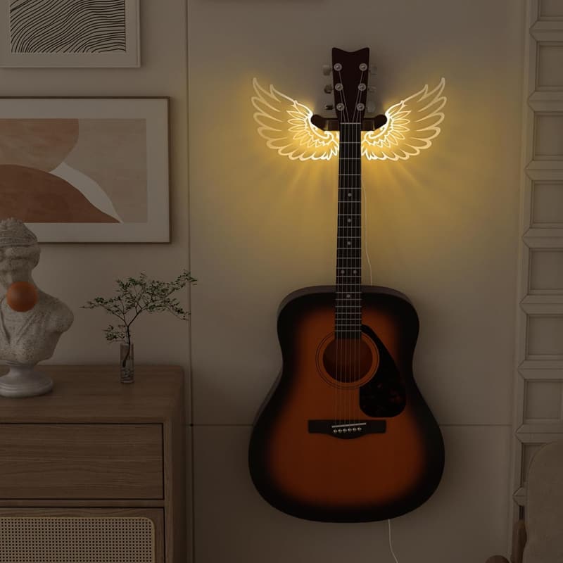 Gitarren-Wandhalterung mit leuchtenden Engelsflügeln aus Holz und Acryl