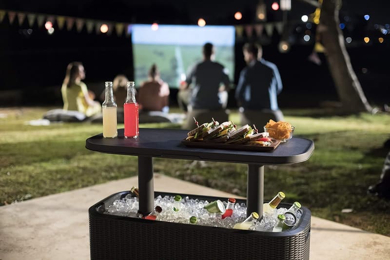 Höhenverstellbarer Beistelltisch Bevy Bar mit Kühlmöglichkeit für Gartenpartys