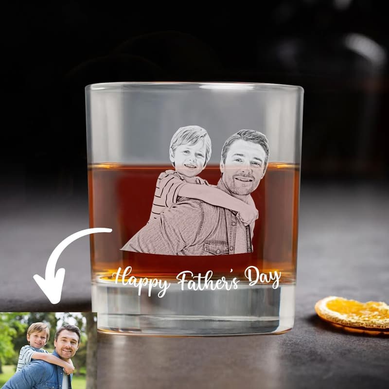 Personalisierte Whiskeygläser für Papa zum Vatertag