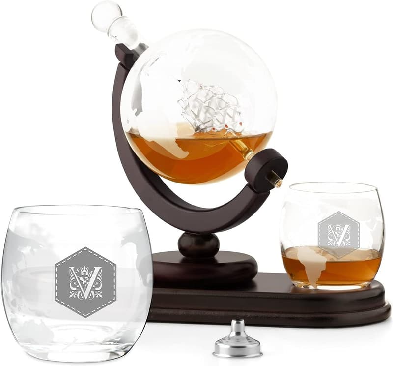 Personalisierte Whisky Karaffe mit Globus-Design – 850 ml – 2er Set