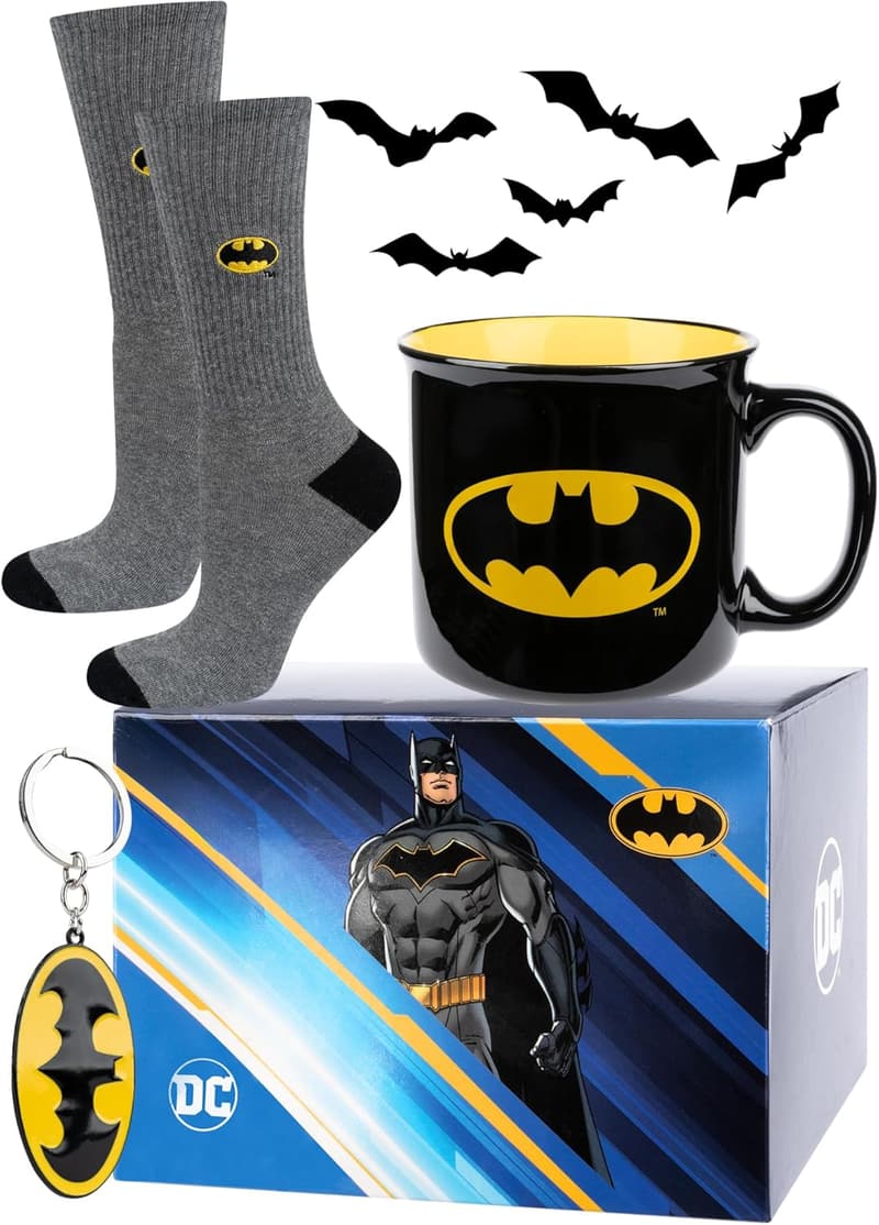 Batman & Superman Socken Set für Männer mit Becher und Anhänger