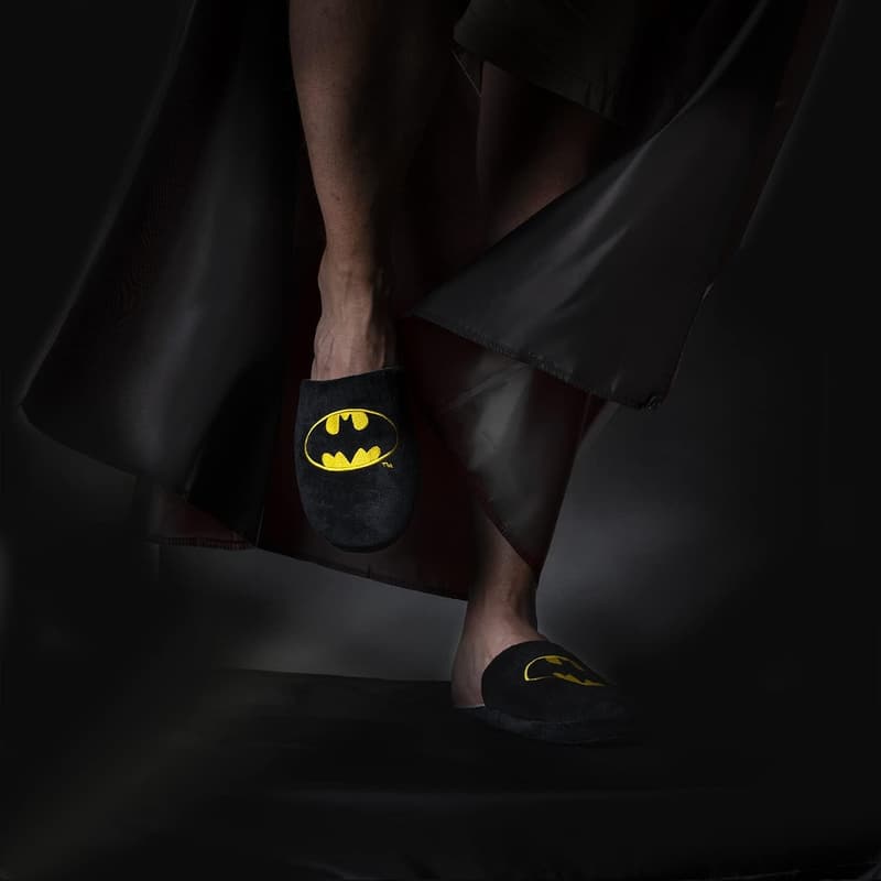 Batman Hausschuhe für Herren – Lustige Cozy Slipper in 3 Größen