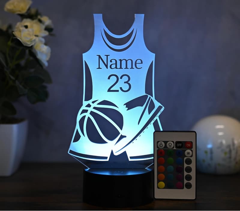 Personalisierte Basketball LED-Lampe mit Wunschname und Zahl für Fans