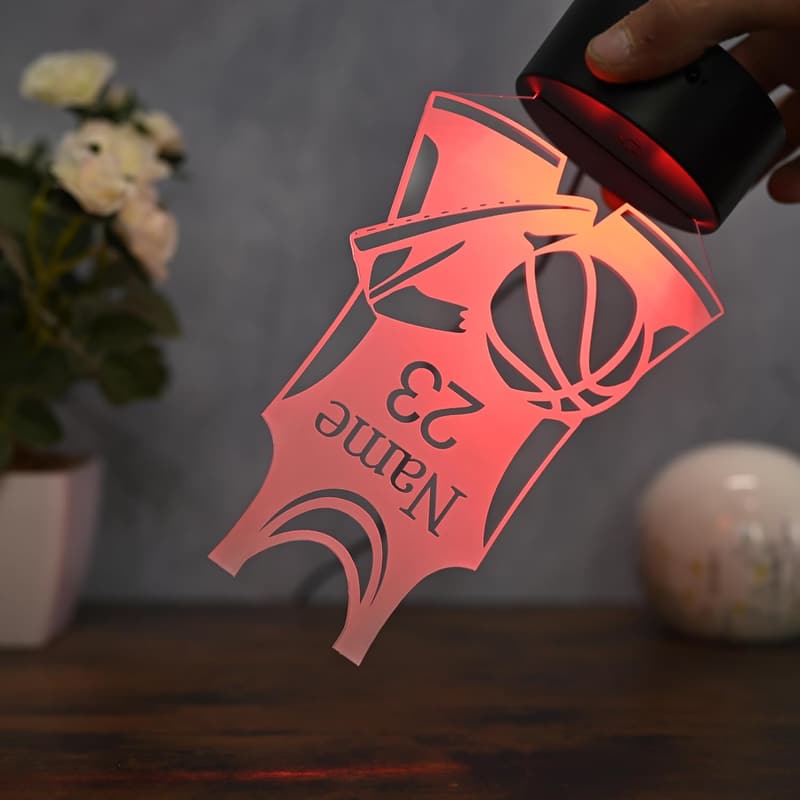 Personalisierte Basketball LED-Lampe mit Wunschname und Zahl für Fans