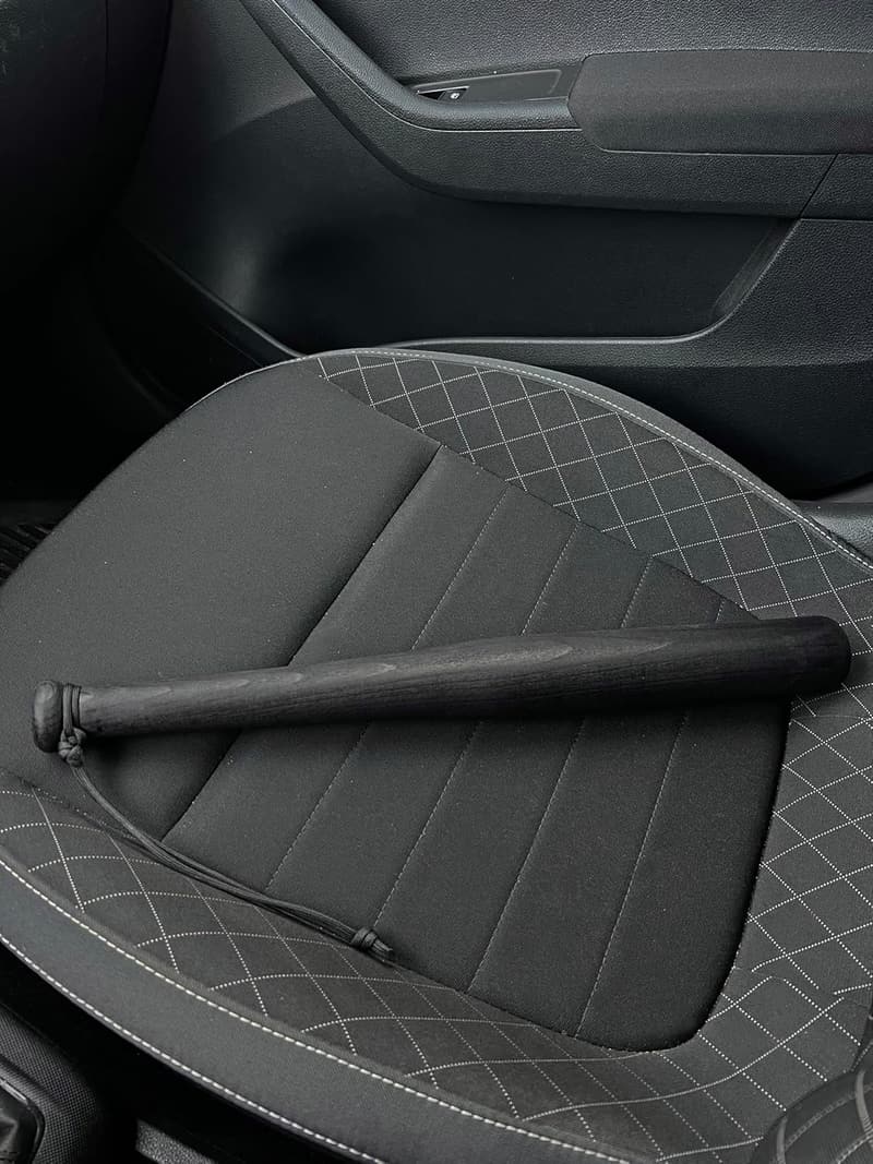 Victorer Baseballschläger aus Massivholz mit Paracord-Handschlaufe