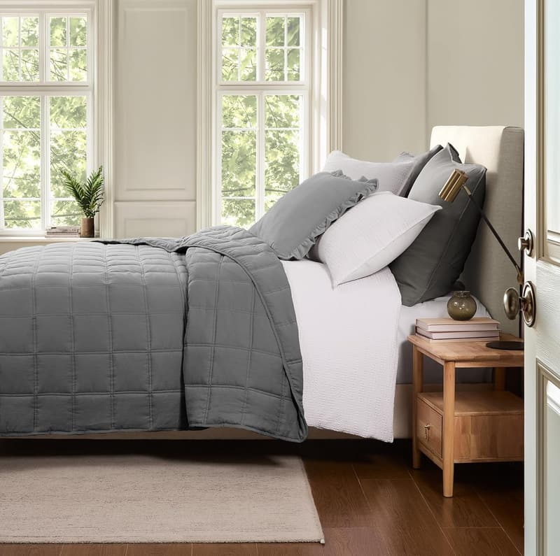 Weiche Mikrofaser Tagesdecke 220x240 cm für Bett und Sofa, grau