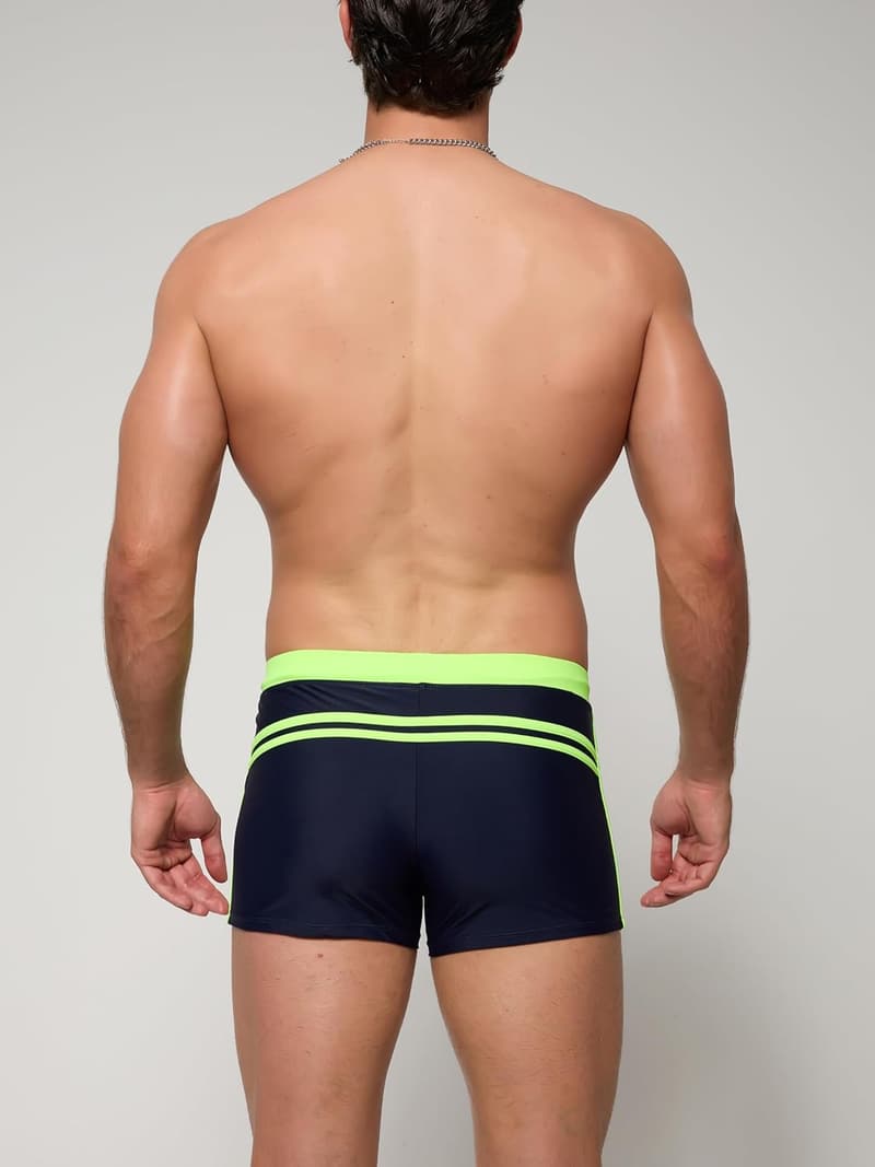 Kurze Badeshorts für Herren mit UV-Schutz und Tunnelzug