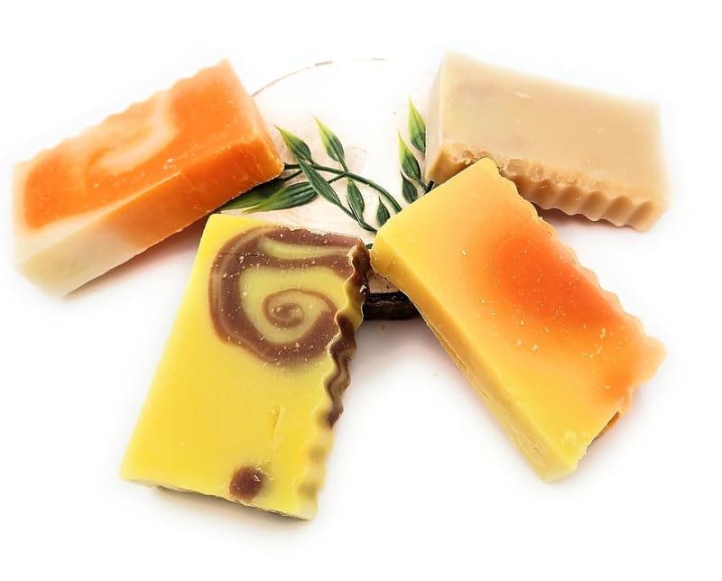 Winter Seifen Set, 4er mit Bratapfel, Mandelbisquit, Orange, Mayan Gold 180g