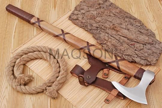 Handgeschmiedete Wikinger Axt aus 1095 Karbonstahl mit Lederscheide