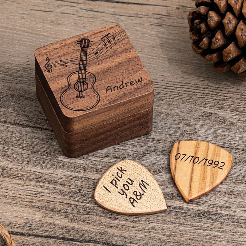 Personalisierte Holz-Gitarrenplektren mit Etui für Musiker