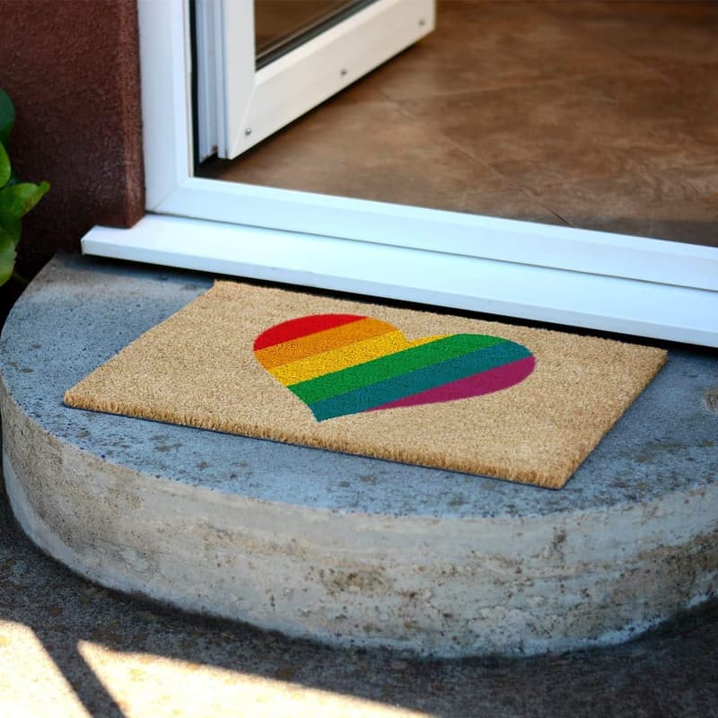 Regenbogen-Herzfußmatte aus Kokosfaser mit rutschfester Unterseite
