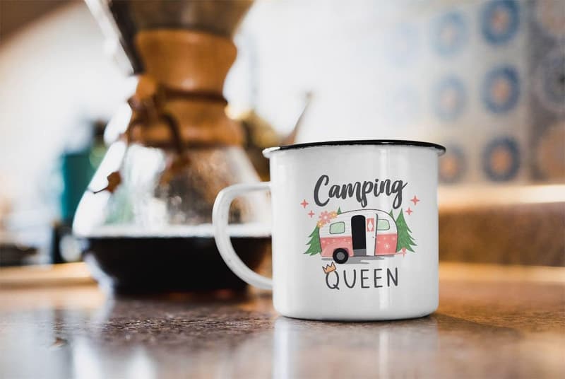 Camping Queen Emaille-Tasse für Camper – Wohnwagen Geschenk