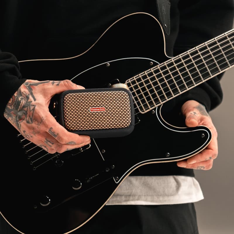 Ultratragbarer Gitarrenverstärker mit Bluetooth und Smart-App