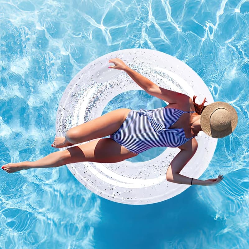 Glitzernder Schwimmring für Erwachsene – Aufblasbarer Poolreifen in Gold
