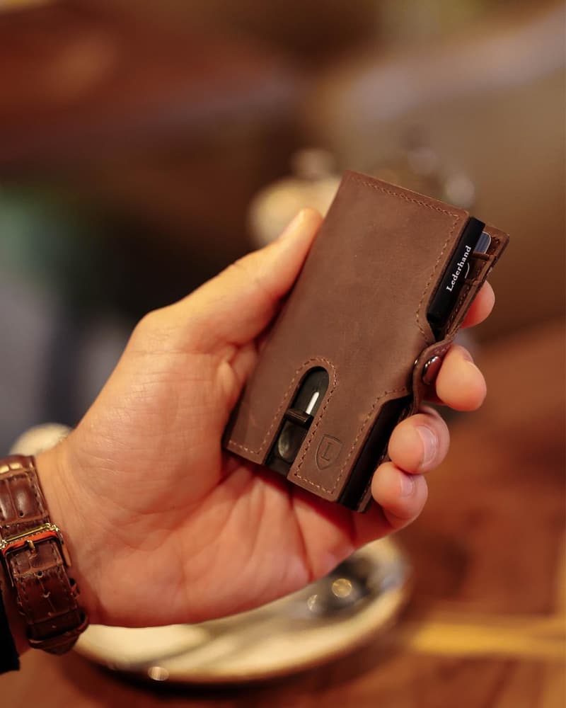 Premium Leder Geldbörse für Herren und Damen mit RFID Schutz – Dunkelbraun