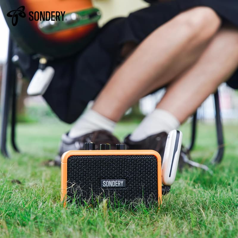 Tragbarer Bluetooth-Gitarrenverstärker mit 5W und Effekten