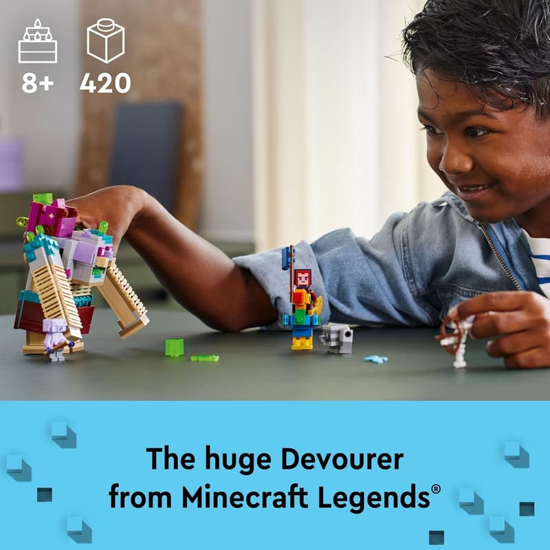 LEGO Minecraft 21257 - Legends Showdown mit dem Verschlinger (420 Teile)