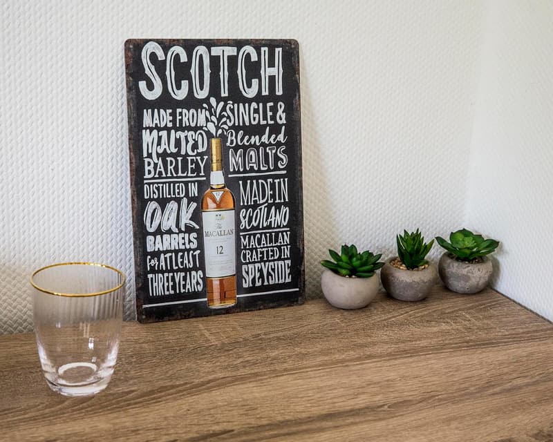Blechschild 30 x 20 cm für Scotch-Liebhaber – Retro Bar Deko