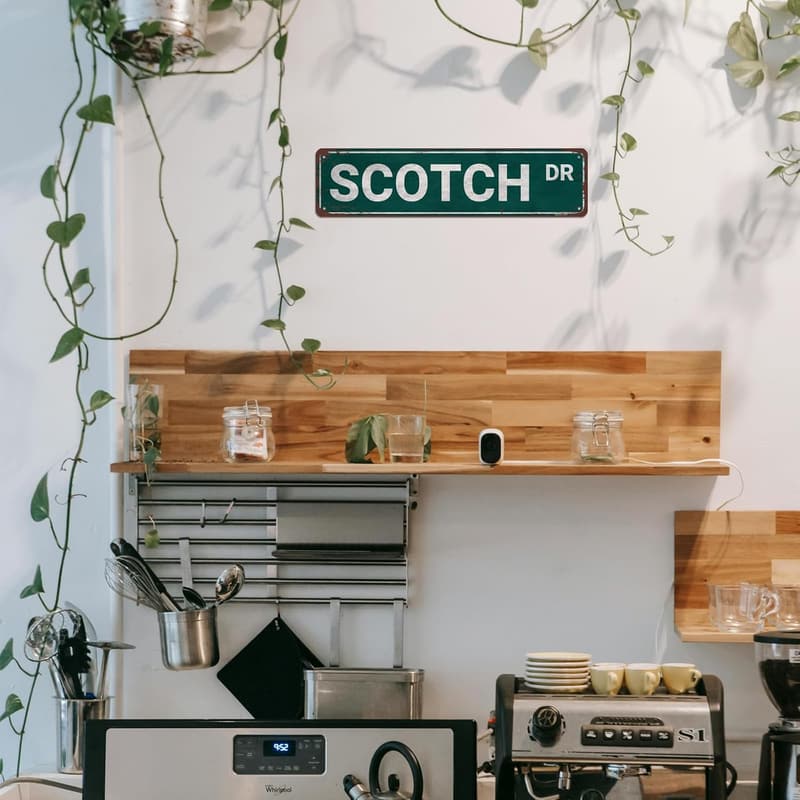 Vintage Scotch Metallschild – Lustige Wanddekoration für Männerhöhlen