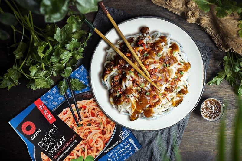 Obento Mikrowellen-Ramen mit schwarzem Pfeffer, 240 g