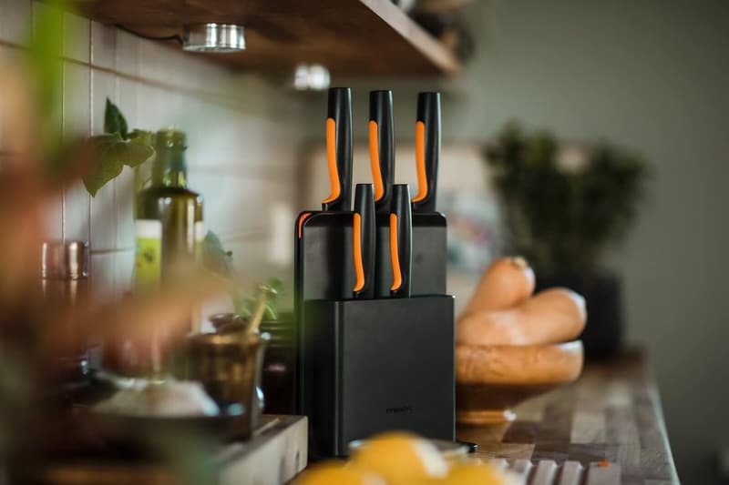 Fiskars Messerblock mit 5 Messern – Functional Form, Schwarz