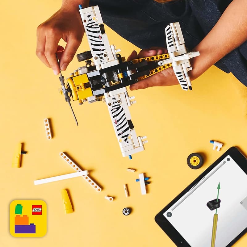 LEGO Technic Propellerflugzeug 42198 - Baubares Modell für Kinder ab 8 Έτη
