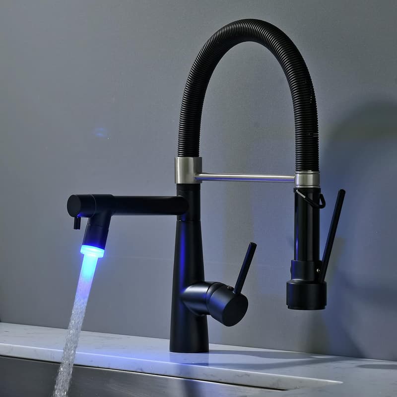 Schwarz LED Küchenarmatur mit ausziehbarer Brause und Hochdruck