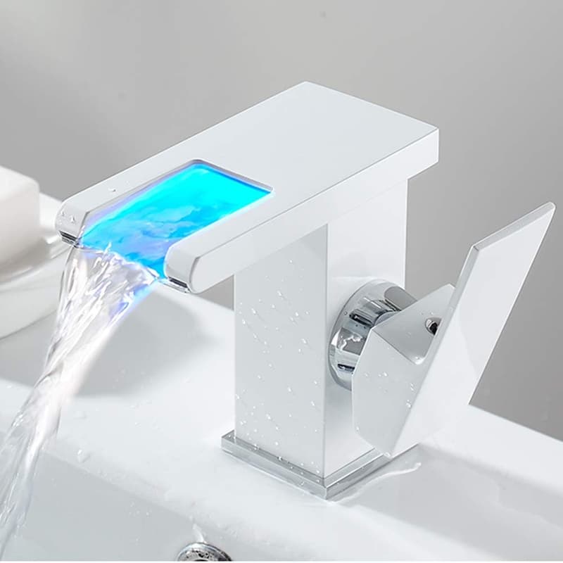 LED Wasserfall Einhebelmischer für Bad-Waschbecken mit Temperatursensor