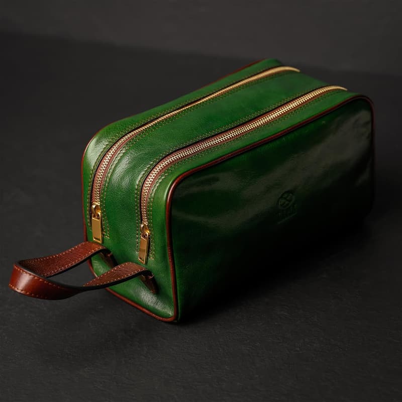 Hochwertige Herren-Waschtasche aus 100% Echtleder
