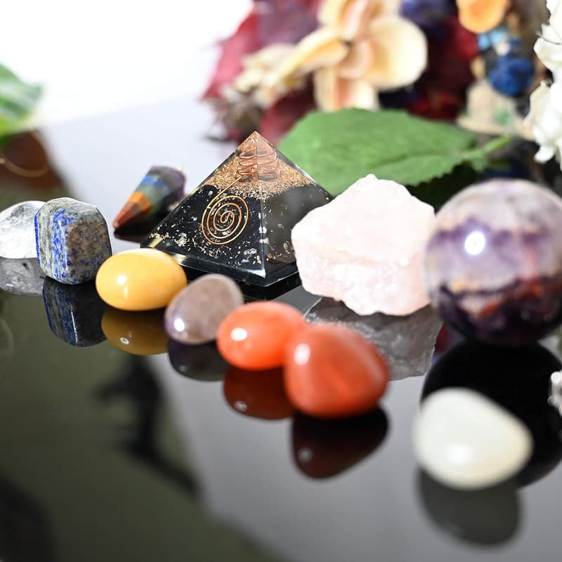 Heilsteine Set für Meditation – 13-tlg. 7 Chakra Trommelsteine mit Amethyst