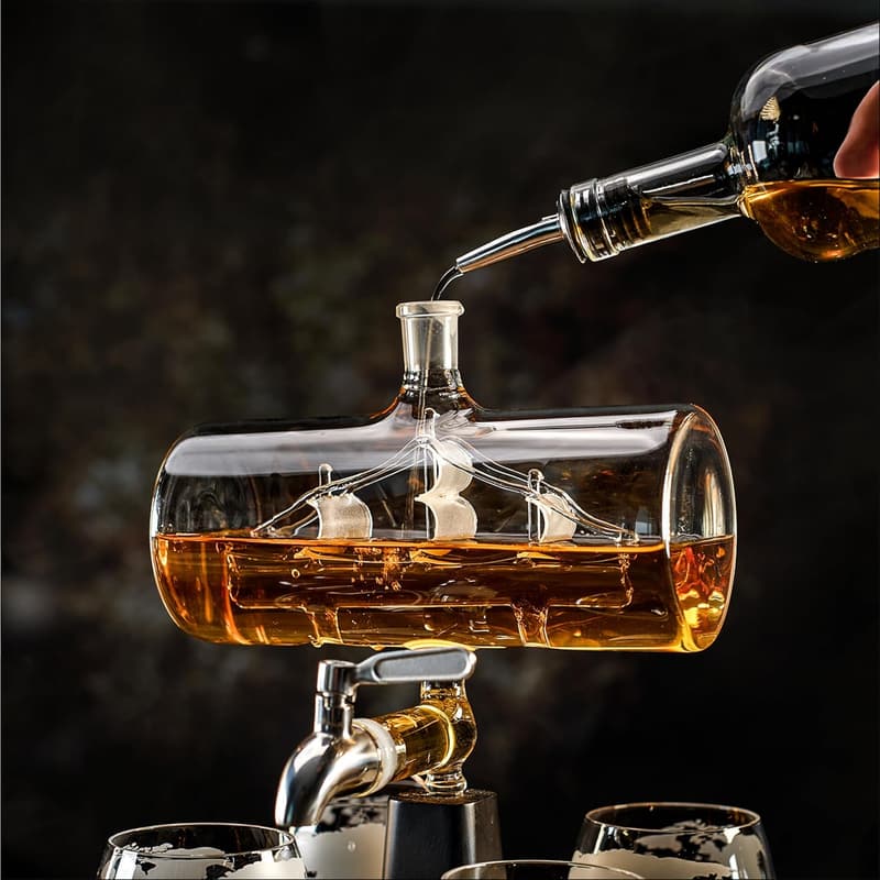 Whiskey Geschenkset mit Karaffe und Gläsern für Männer