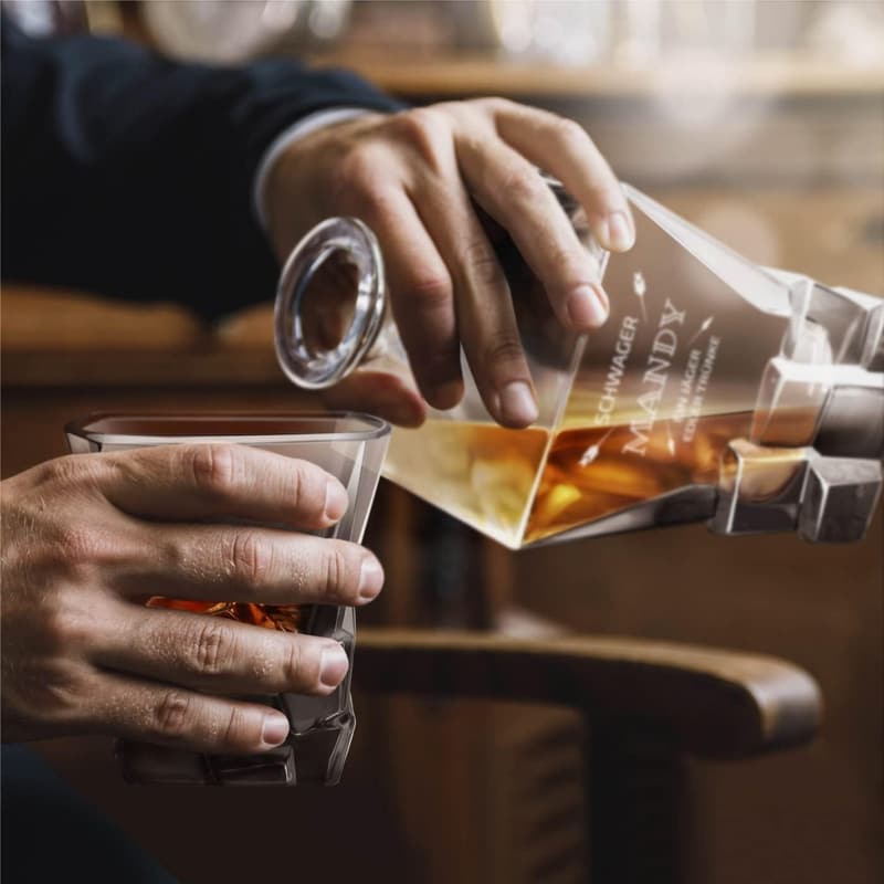 Personalisierte Whisky Karaffe aus Kristallglas - 950 ml - für Männer zum Geburtstag