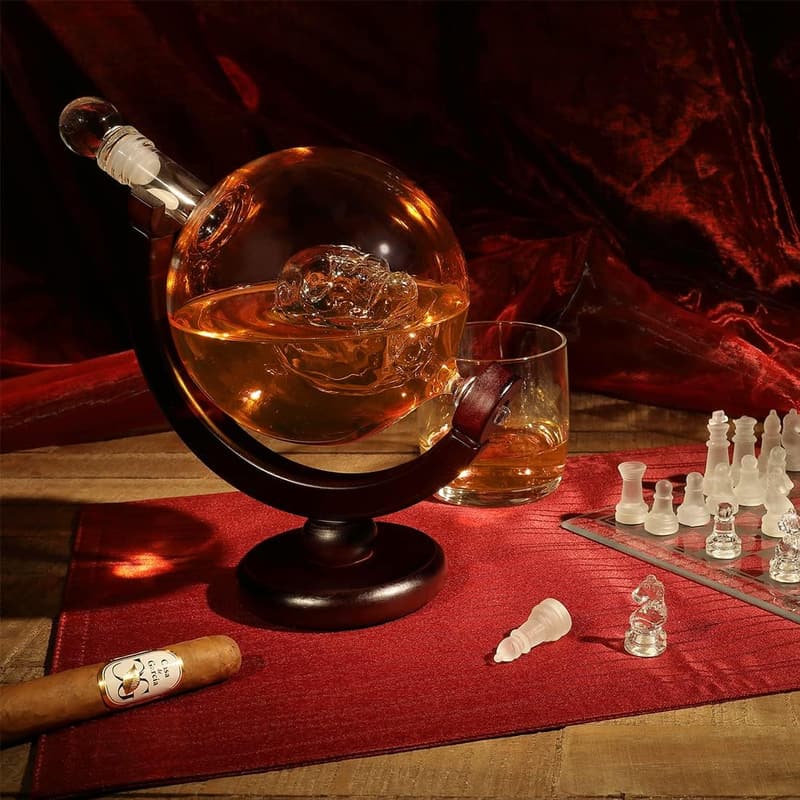 Whisky Skull Karaffe 850 ml mit Wunschgravur und Glas 320 ml