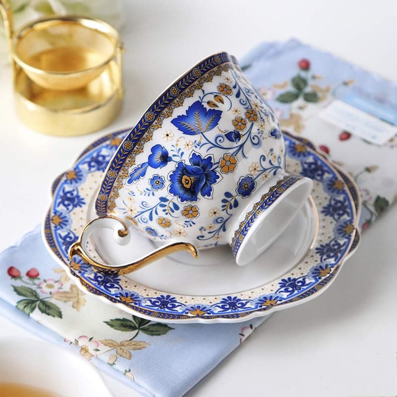 Vintage Teetasse Set aus feinem Bone China mit blauen Blumen, 200ml