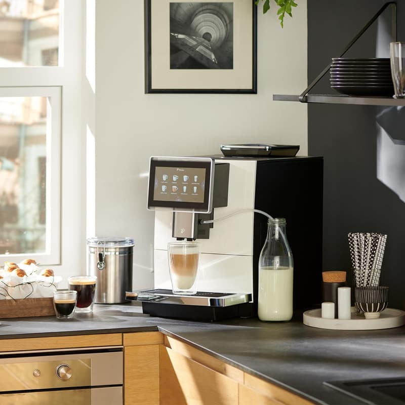 Kaffeevollautomat mit Keramikmahlwerk und 1kg Barista Caffè Crema