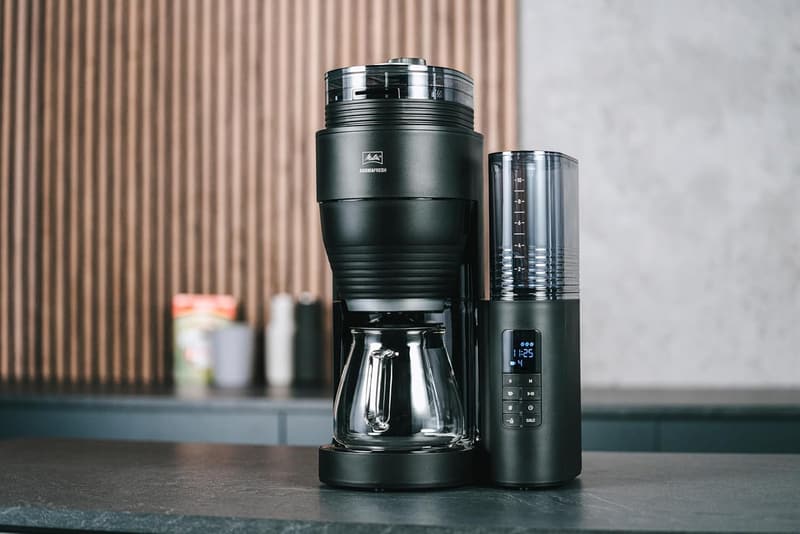 Melitta AromaFresh X - Filtrierende Kaffeemaschine mit Mahlwerk, 10 Tassen, schwarz/silber