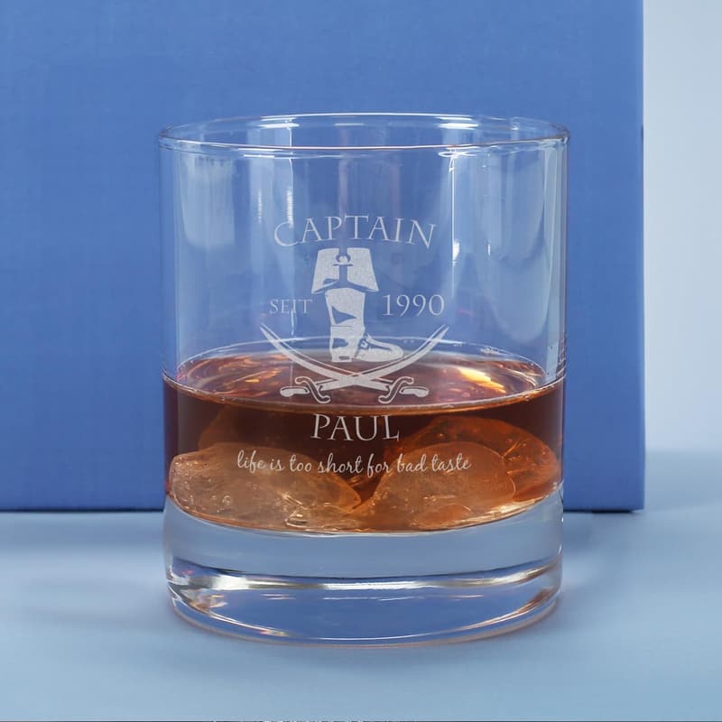 Captain Rum Glas mit gratis Gravur - personalisiertes Geschenk für Männer