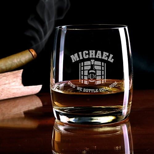 Personalisierte Rum-Gläser mit Gravur für den Männerabend