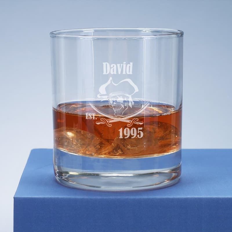 Graviertes Rum Glas 