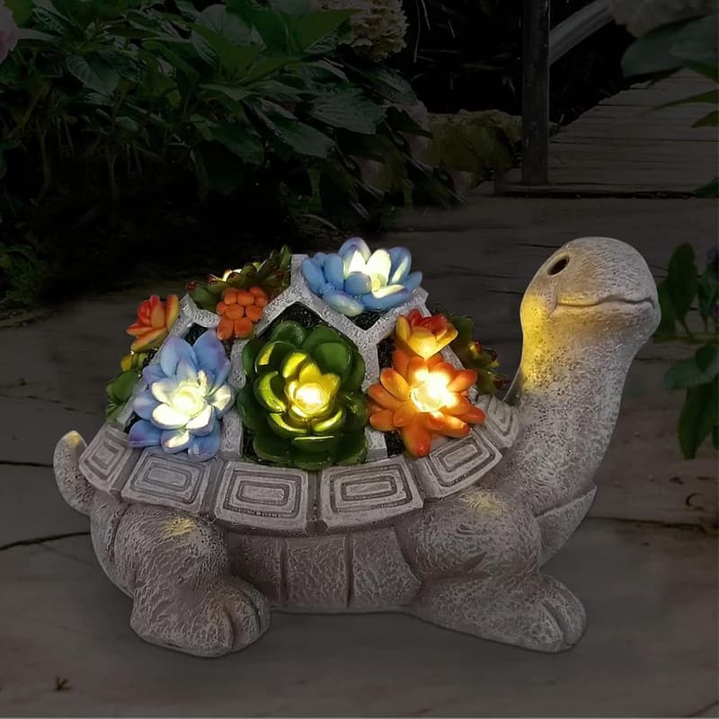 Kawaii Schildkröten Gartendeko mit Sukkulenten und LED-Lichtern