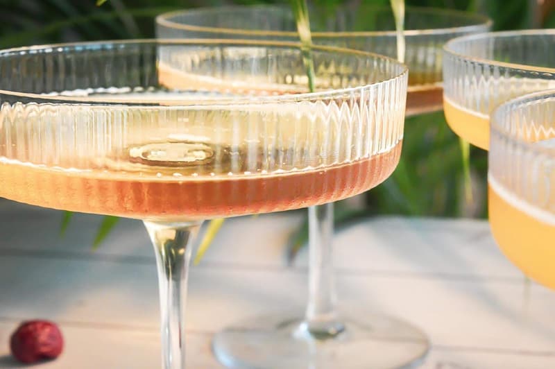 6 Margaritagläser mit Relief – Cocktailgläser für Gartenpartys