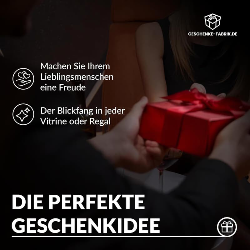 Goldener Pokal mit Gravur „Bester Lehrer“ - Abschiedsgeschenk Lehrer 24 cm